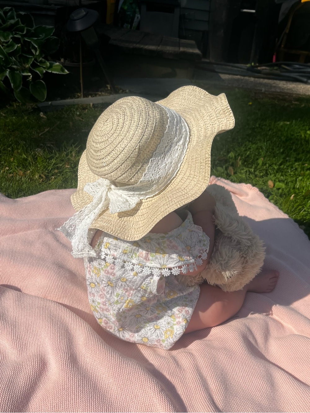 Baby Straw floppy Sun Hat with Lace Bow - Natural Beige